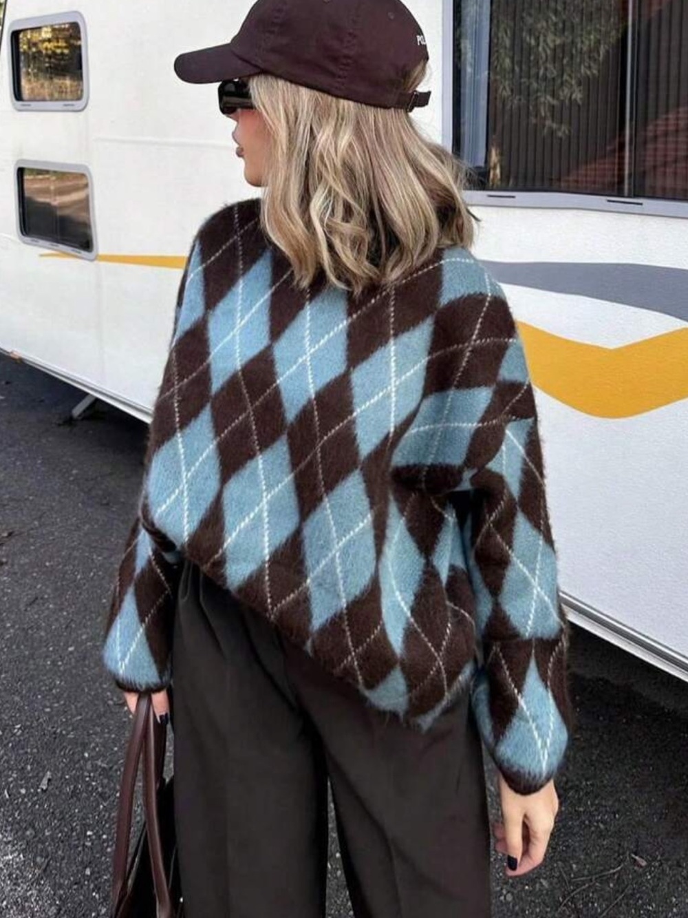 Women's Fashion Retro Diamond Pattern Textured Fluffy Knit Loose Long Sleeve